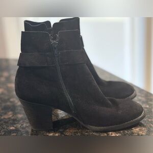 Sz 5 1/2 Paul Green Black Suede Buckle Strap Ankle Booties Women’s Side zip